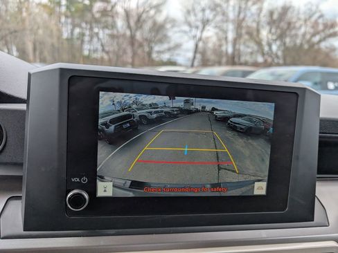 Used 2024 Toyota Tacoma SR5 image 22