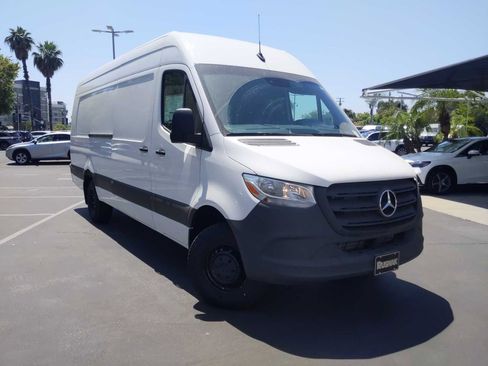 New 2024 Mercedes-Benz Sprinter 3500 image 1