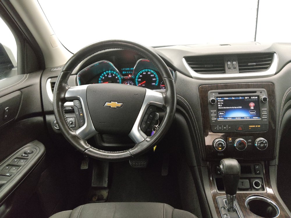 Used 2017 Chevrolet Traverse LT w/ Style and Technology Package AWD/4WD image 22