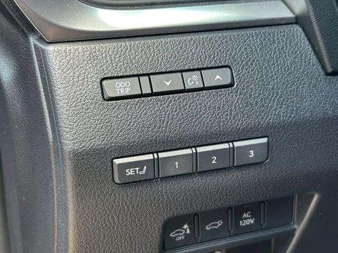 Used 2024 Lexus GX 550 w/ Accessory Package (Z1) AWD/4WD image 32