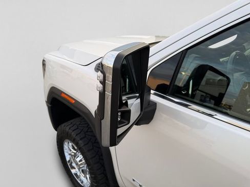 Used 2025 GMC Sierra 2500 Denali Ultimate AWD/4WD image 10