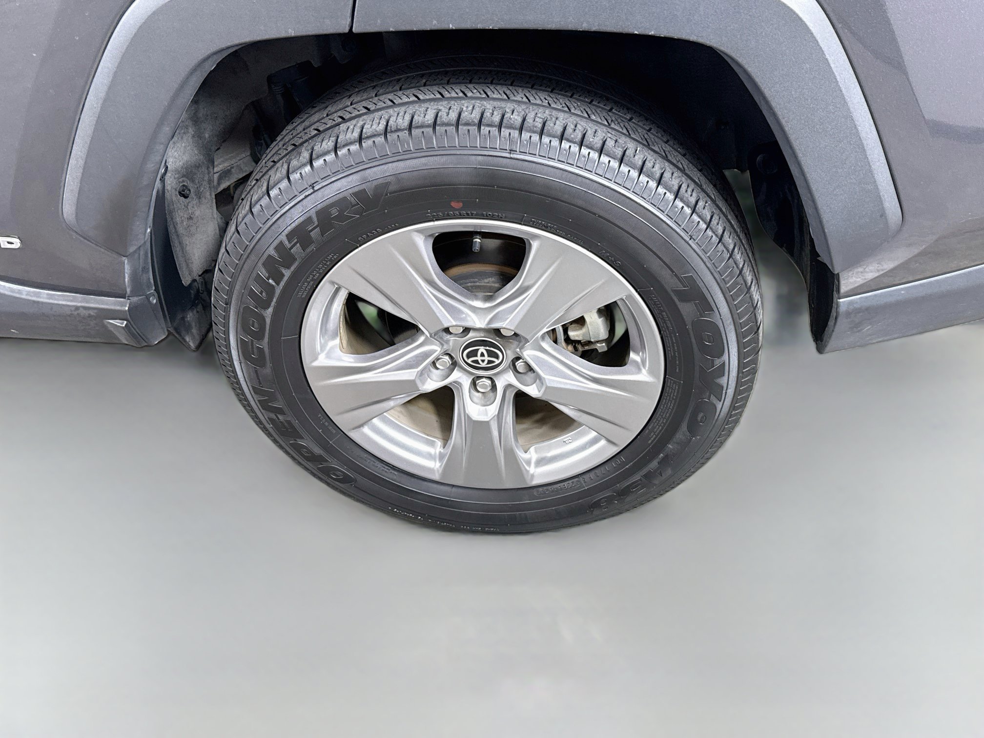 Used 2025 Toyota RAV4 LE AWD/4WD image 27