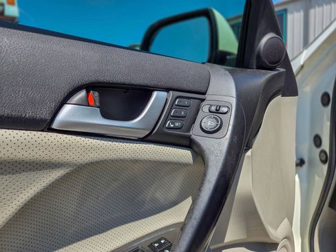 Used 2011 Acura TSX Sport Wagon image 17