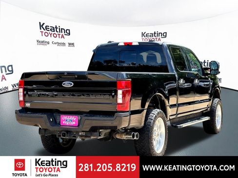 Used 2022 Ford F250 Lariat w/ Lariat Ultimate Package AWD/4WD image 4