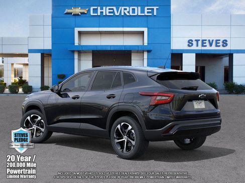 New 2026 Chevrolet Trax RS w/ Driver Confidence Package image 3