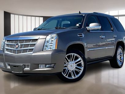 Used 2013 Cadillac Escalade Platinum