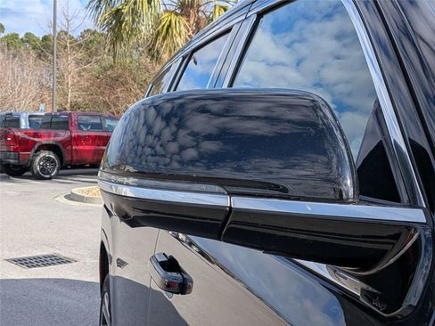 Used 2024 Jeep Grand Wagoneer Series I w/ Convenience Group III image 13