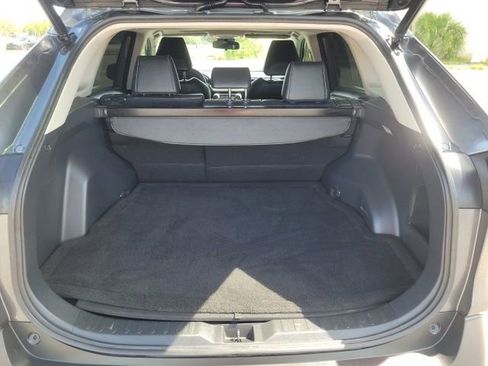 Used 2020 Toyota RAV4 XLE Premium FWD image 7