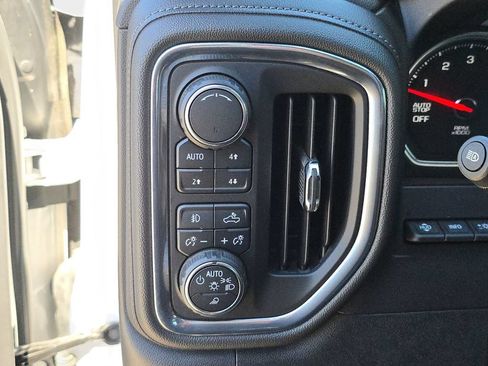 Used 2019 Chevrolet Silverado 1500 High Country w/ Technology Package AWD/4WD image 31