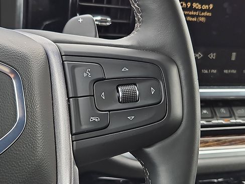 Certified 2025 GMC Sierra 1500 Elevation w/ Preferred Package image 22