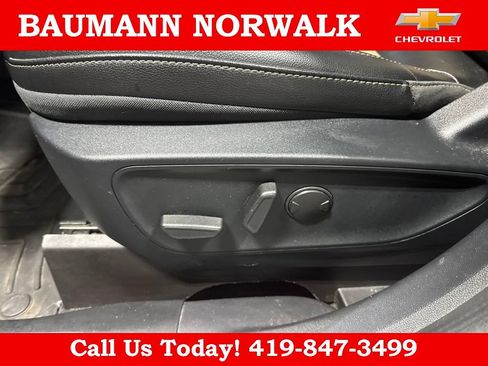 Used 2021 Ford Escape Titanium w/ Titanium Elite Package AWD/4WD image 17
