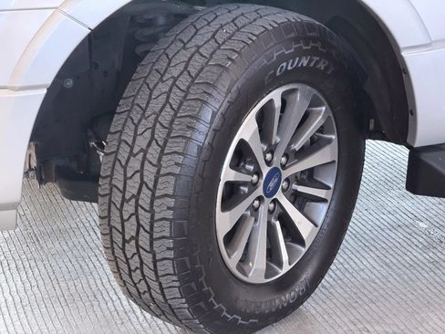 Used 2017 Ford Expedition EL XLT AWD/4WD image 15