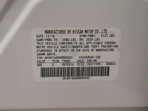 Used 2019 INFINITI Q70 Luxe image 23