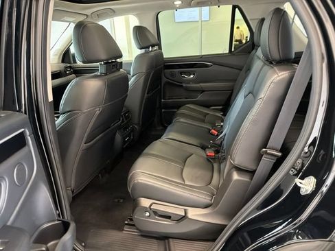 Used 2023 Honda Pilot Touring image 17