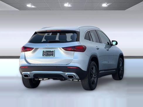 New 2026 Mercedes-Benz GLA 250 image 9