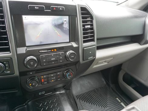 Used 2018 Ford F150 XLT w/ Equipment Group 302A Luxury AWD/4WD image 18