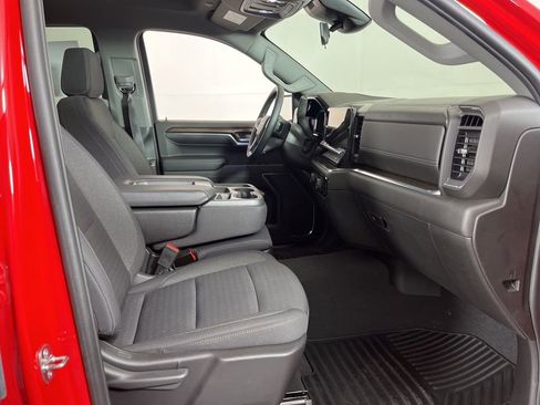 Used 2024 Chevrolet Silverado 1500 LT image 6