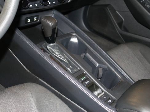 Used 2024 Honda Accord LX image 40