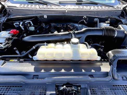 Certified 2023 Ford Expedition XLT image 31