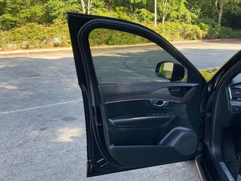 Used 2019 Volvo XC90 T5 R-Design w/ Protection Package Premier FWD image 15