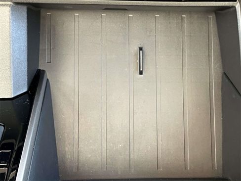 Used 2024 Toyota Tundra SR5 w/ SR5 Premium Package image 27