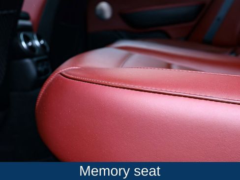 Used 2021 Kia Stinger GT2 image 13