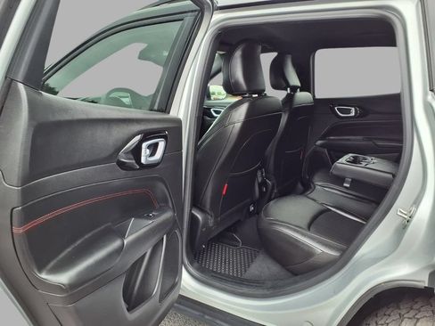 Certified 2025 Jeep Compass Trailhawk AWD/4WD image 26