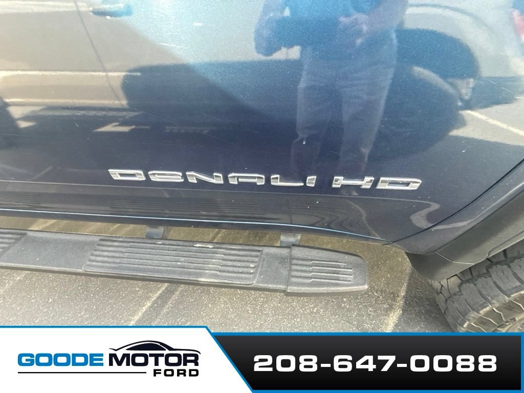 Used 2020 GMC Sierra 2500 Denali w/ Denali Ultimate Package AWD/4WD image 6