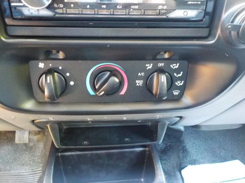 Used 2008 Ford Ranger XL AWD/4WD image 13