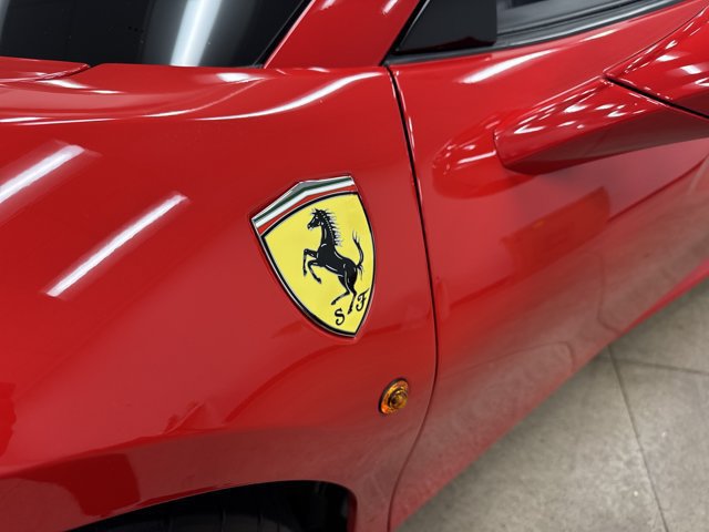 Used 2018 Ferrari 488 Spider RWD image 10