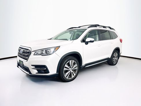 Used 2022 Subaru Ascent Limited w/ Technology Package image 3