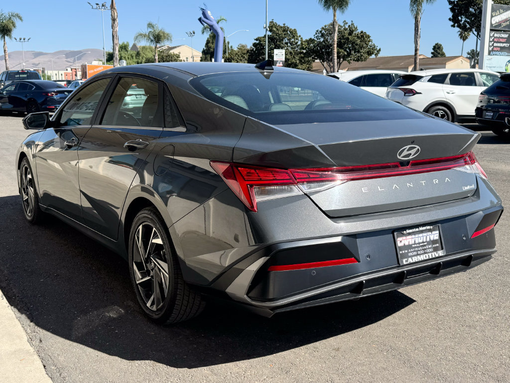 Used 2024 Hyundai Elantra Limited FWD image 6