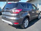 Used 2017 Ford Escape SE image 3
