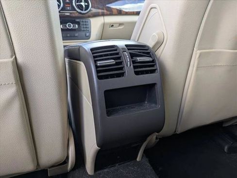 Used 2014 Mercedes-Benz GLK 350 2WD image 13