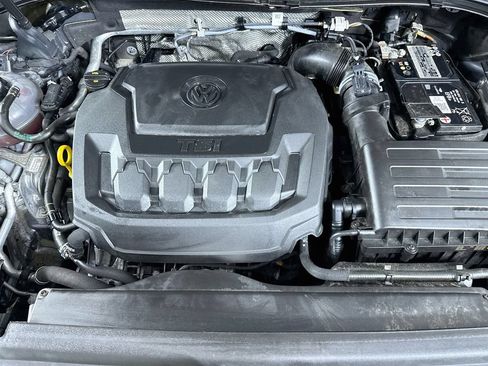 Used 2022 Volkswagen Tiguan SE R-Line FWD image 33