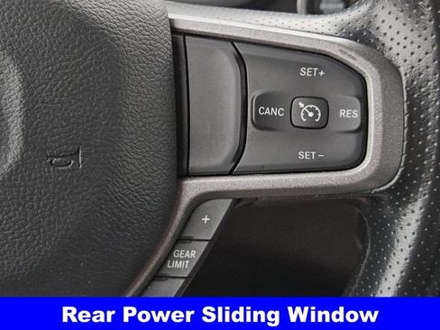 Used 2024 RAM 2500 Tradesman w/ Chrome Appearance Group image 21