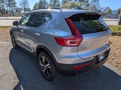 New 2026 Volvo XC40 B4 Core image 6