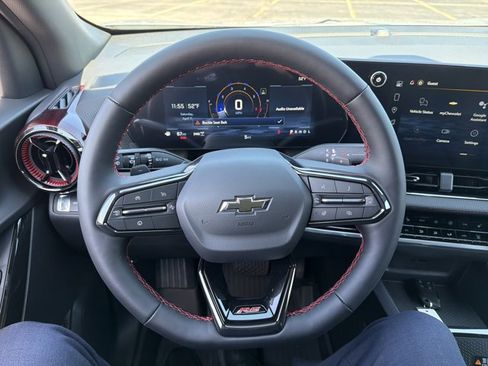 New 2026 Chevrolet Equinox RS image 15