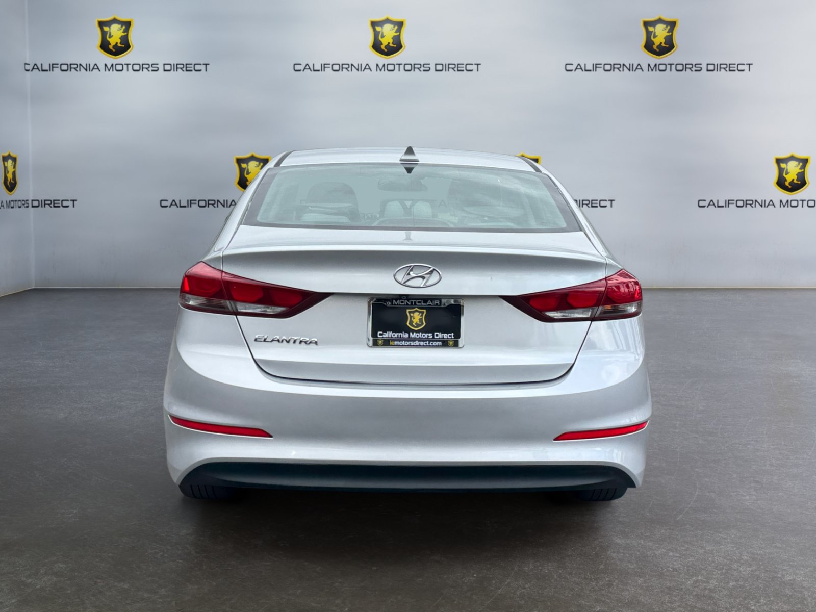 Used 2018 Hyundai Elantra Value Edition FWD image 4