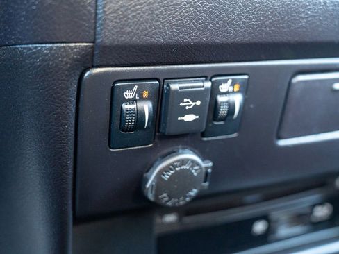 Used 2020 Toyota Sienna Limited Premium image 32