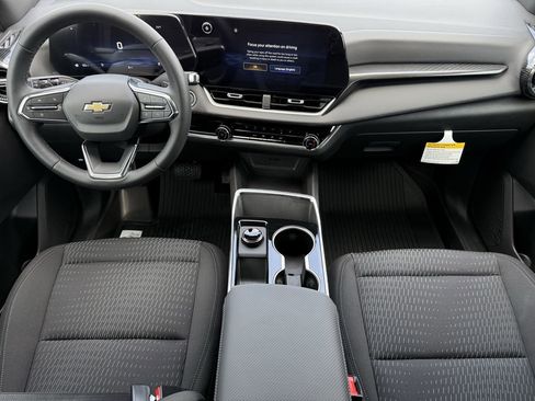 New 2026 Chevrolet Equinox LT image 10