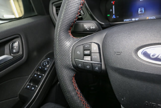 Used 2024 Ford Escape ST-Line w/ Tech Pack #1 AWD/4WD image 33