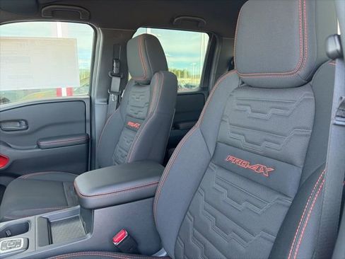 New 2026 Nissan Frontier PRO-4X w/ Tow Package AWD/4WD image 9