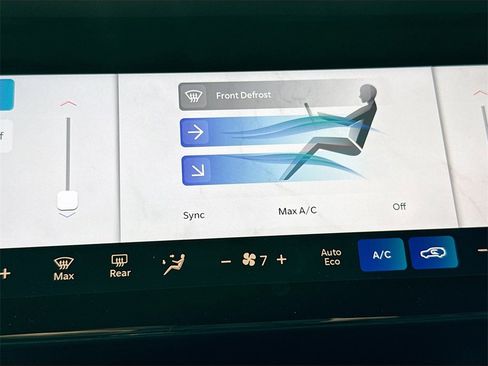 Used 2025 Jeep Wagoneer S Limited image 17