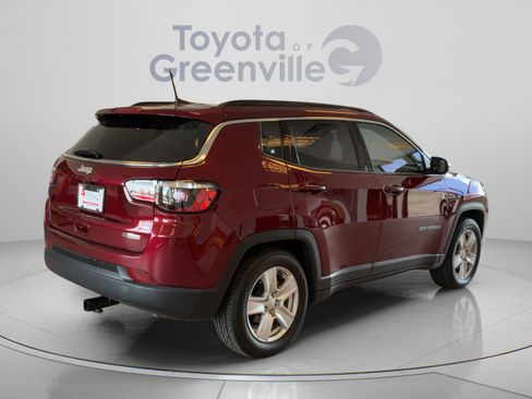 Used 2022 Jeep Compass Latitude FWD image 6
