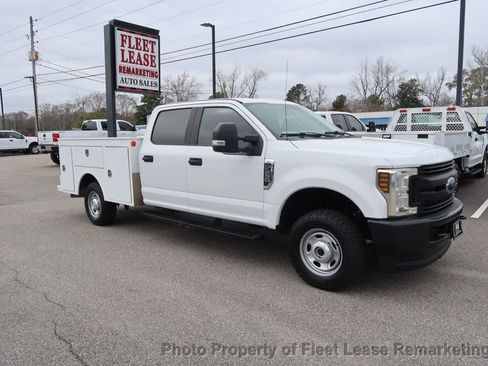 Used 2019 Ford F250 XL w/ Power Equipment Group image 7