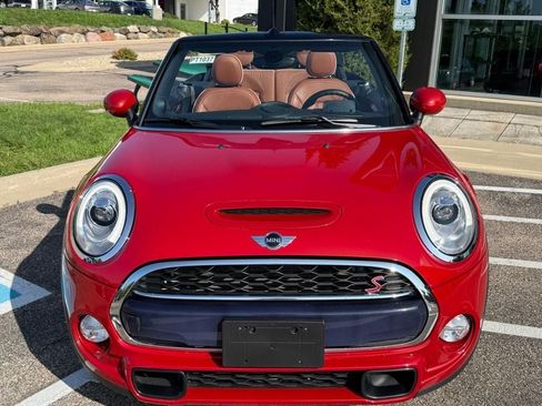 Used 2017 MINI Cooper S FWD image 8