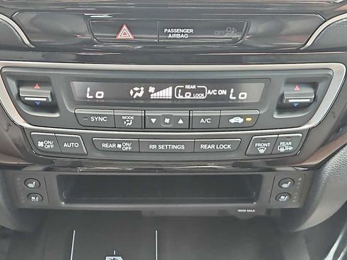 Used 2026 Honda Ridgeline Black Edition image 17