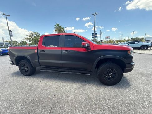 Used 2024 Chevrolet Silverado 1500 ZR2 w/ Technology Package AWD/4WD image 4