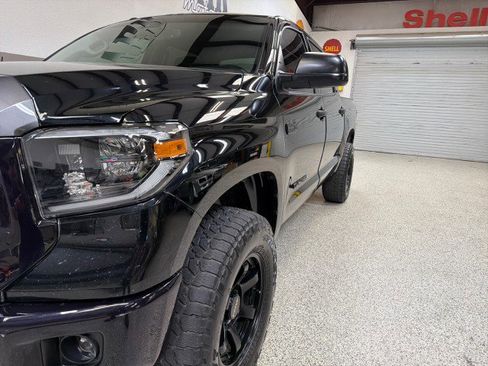 Used 2019 Toyota Tundra SR5 w/ SR5 Upgrade Package image 10